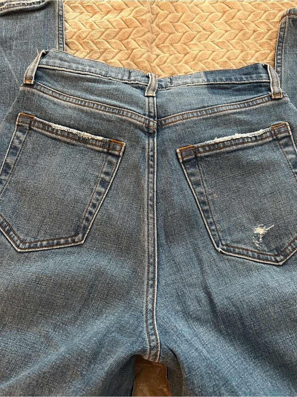 Abercrombie & Fitch High-Rise Straight Leg Denim Jeans. Size 4 LONG - Picture 6 of 6